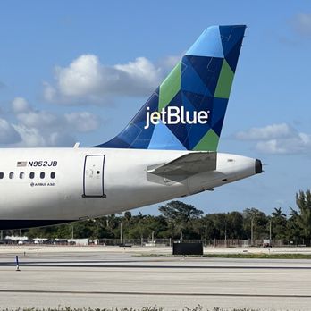 JetBlue - Airlines Near Me - Fort Lauderdale, Florida