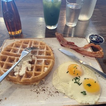 First Watch - Trifecta and Kale Tonic. - Breakfast & Brunch Near Me - Omaha, Nebraska