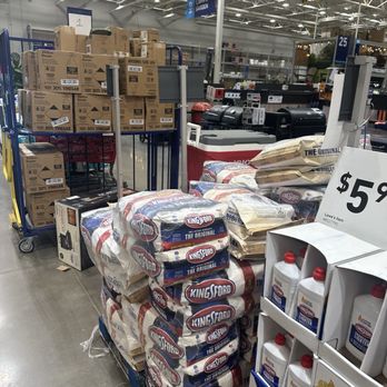 Lowe's Home Improvement - Hardware Stores Near Me - Maplewood, Missouri Lowe's Home Improvement - Hardware Stores Near Me - Maplewood, Missouri