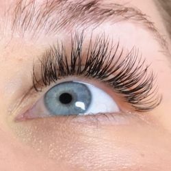 Bend Eyelash Extensions - Classic Lash Extensions
