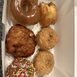 Buttermilk, Crumble, Crumble, Glaze with Chocolate, Apple Fritter, Chocolate with Sprinkles
