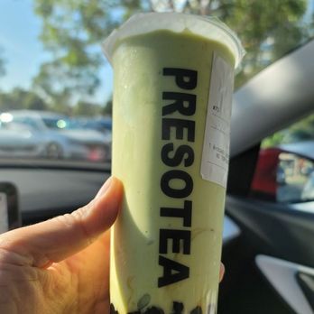 Presotea Irvine - Avocado smoothie  SOOOOO perfect. Thick and creamy and super delicious. And the boba is awesome too. Yum! - Bubble Tea Near Me - Irvine, California