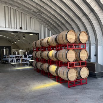 UNO Transportation - Wine Tours in AZ - Limos Near Me UNO Transportation - Wine Tours in AZ - Limos Near Me