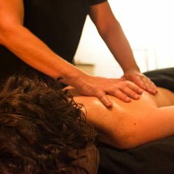 Merle Norman Day Spa - Specializing in clinical therapeutic swedish, deep tissue and hot stone massage.