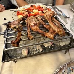 El Asador de Aranda - Sucking lamb chops are more of an appetizer, definitely not a meal or worth 23 €