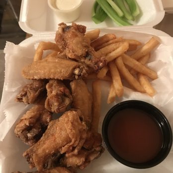 Miami Best Wings - 10 PIECE WINGS $9.95 - Seafood Near Me - North Miami, Florida Miami Best Wings - 10 PIECE WINGS $9.95 - Seafood Near Me - North Miami, Florida