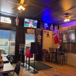 The Oasis Bar - Interior
