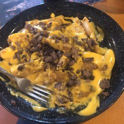 Valientes - Papas con carne