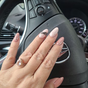 Allure Nails & Spa - Emma always does a great job! - Nail Salons Near Me - Bloomington, Minnesota