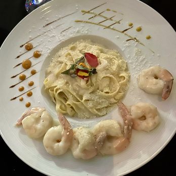 Prosecco22 - SHRIMP FETTUCCINE ALFREDO Parmesan cream sauce, shrimps - Italian Near Me - Pembroke Pines, Florida Prosecco22 - SHRIMP FETTUCCINE ALFREDO Parmesan cream sauce, shrimps - Italian Near Me - Pembroke Pines, Florida
