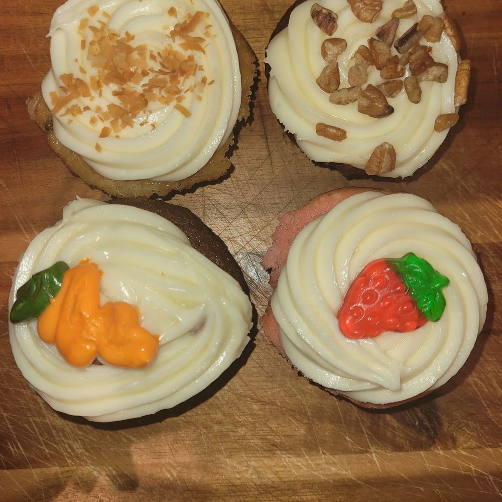 Suga's Cakery - Strawberry, Carrot, Red velvet, Italian - Bakeries Near Me - Pflugerville, Texas