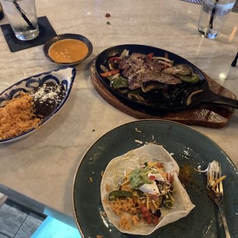 Primo's MX Kitchen - Beef Fajitas - Tex-Mex Near Me - Dallas, Texas