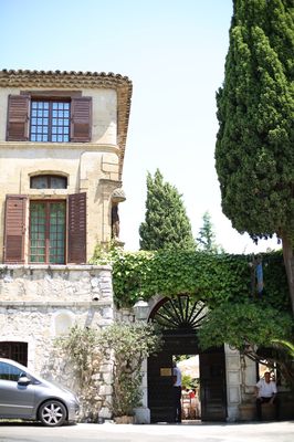 La Colombe d'Or Hotel and Restaurant by null