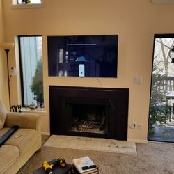 YayVisions Assembly and Delivery - TV wall mounting (all sizes)