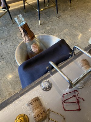 Be Bubbly Tastings & Travel by null