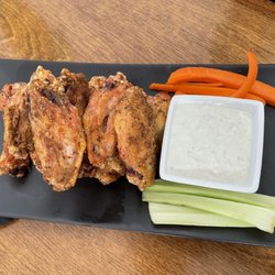Trophy - Cajun rub chicken wings
