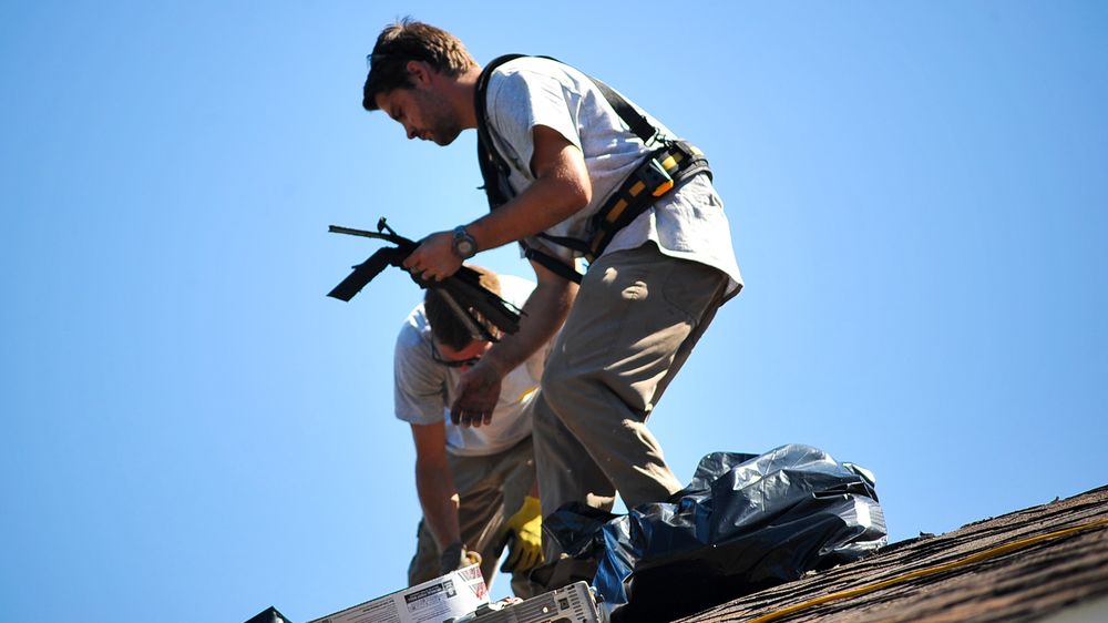 Slide of Sun's Roofing