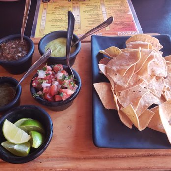 Taco Factory - Chips & Multiple Salsas - Mexican Near Me - Cancún, ROO Taco Factory - Chips & Multiple Salsas - Mexican Near Me - Cancún, ROO