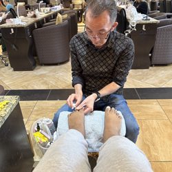 Heavenly Nails - This is him redoing his work