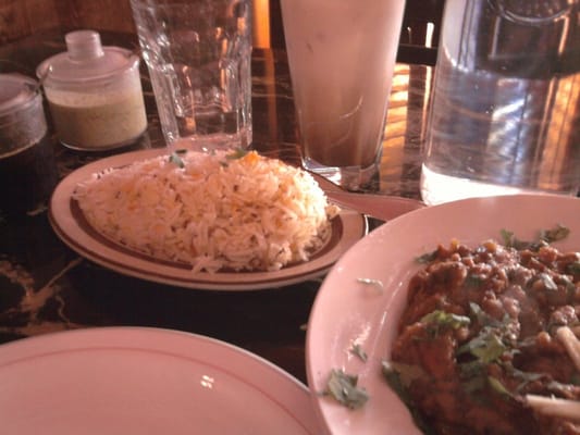 Naan -N- Curry Renton by null