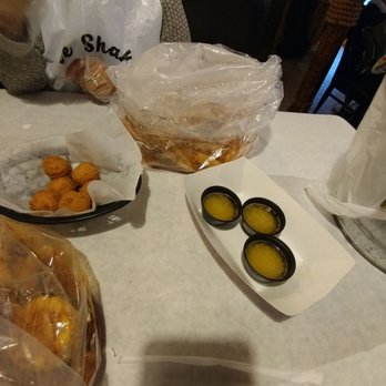 Shaking Crab - You can't see it but there's a taste of heaven in that bag (shrimp, crab legs, sausage, corn and potatoes) - Cajun/Creole Near Me - Virginia Beach, Virginia