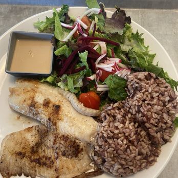 MQ Healthy Food - Combo plate with tilapia , mix rice, and garden salad with ginger dressing - New American Near Me - Millbrae, California