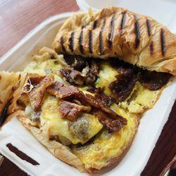Berghoff Cafe - Deluxe Croissant