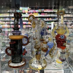 J'S Smoke Shop
