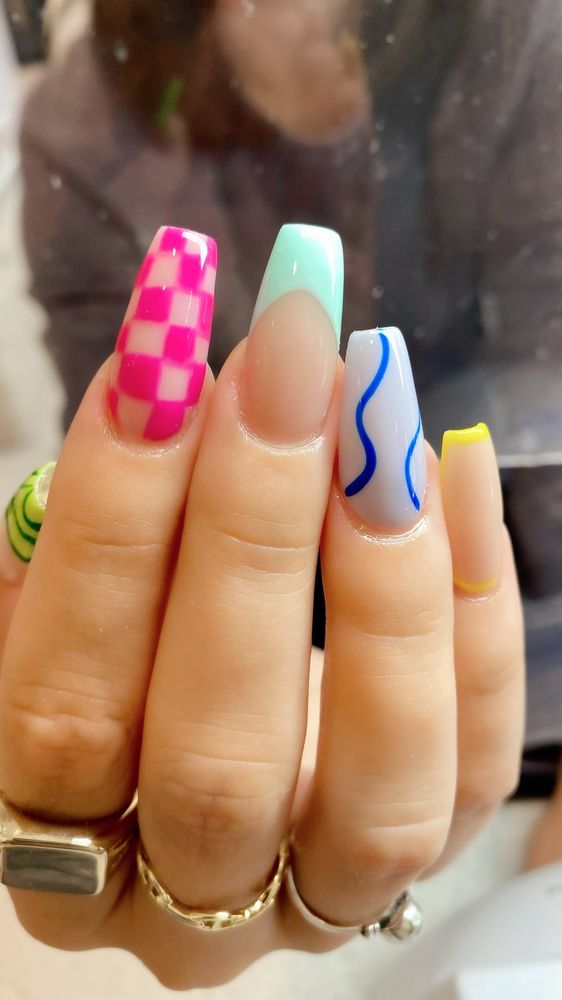 POSH NAILS Updated August 2024 39 Photos & 30 Reviews 4 Lake St, West Peabody