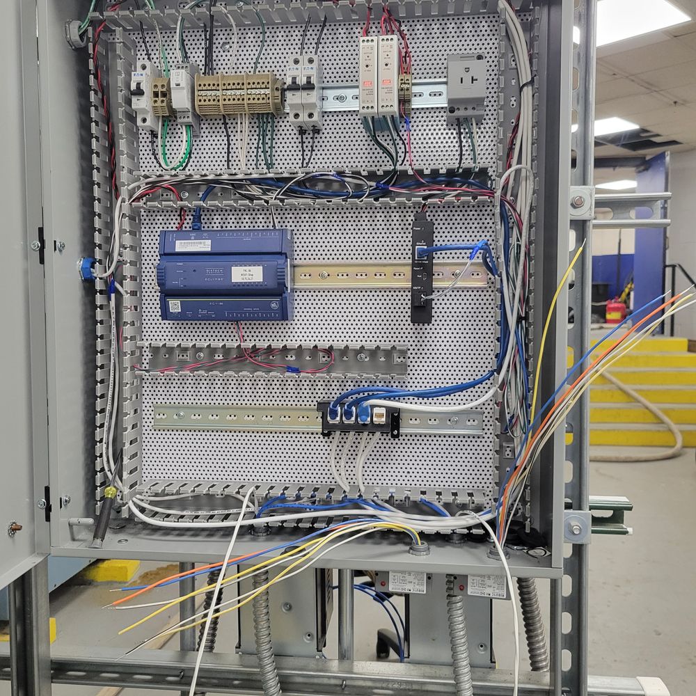 Slide of Solderich Services