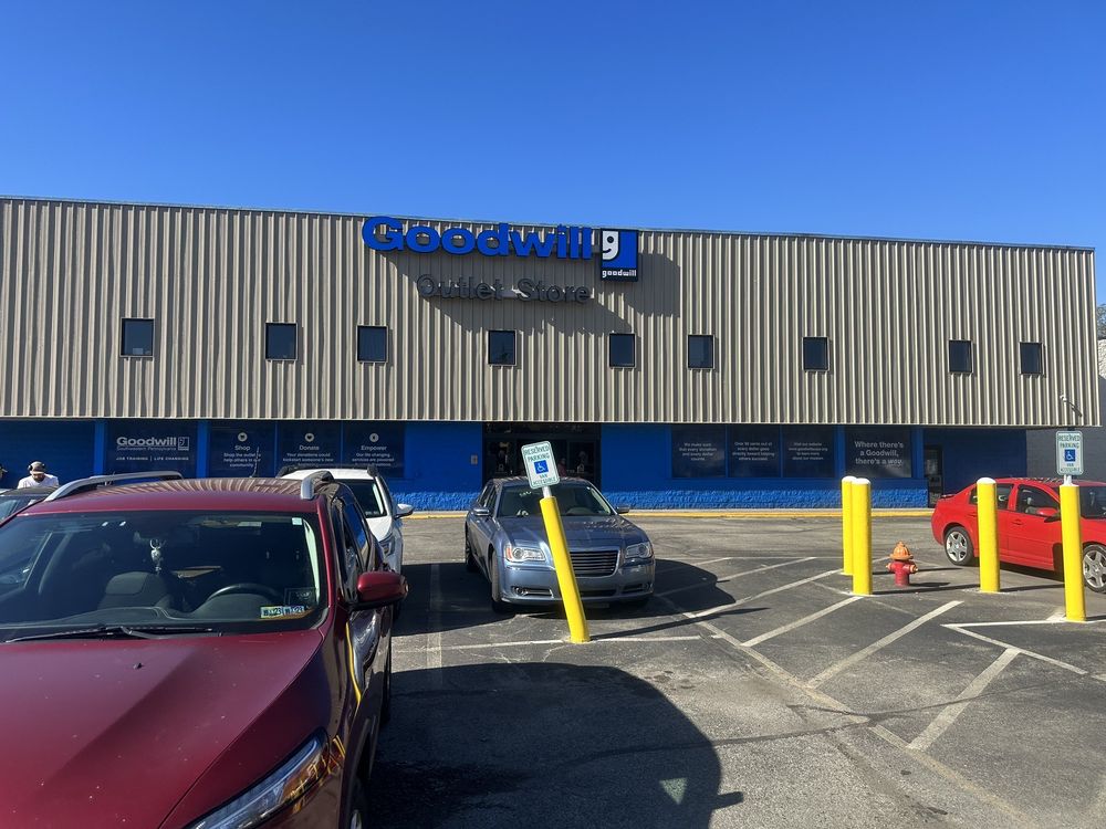 GOODWILL OUTLET NORTH VERSAILLES Updated September 2024 294