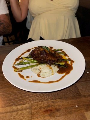 Cecil's Wine & Whiskey Bar - Restaurant by null