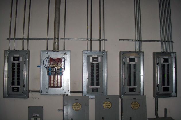 Slide of Commerce Electric