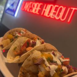 Lakeside Hideout Bar & Grill - Fish taco