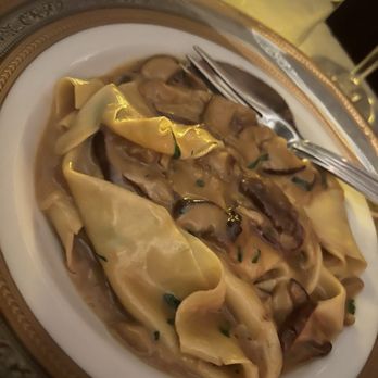 Da Toscano - Pappardelle with mushroom to sub  Venetian Duck Ragu, Shaved Foie Gras $36 - Italian Near Me - New York, New York