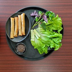 Pho 881 Restaurant - 2 - Spring-Rolls