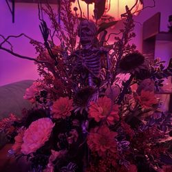 Taylor's Florist And Gifts