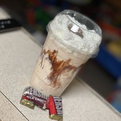 Chocolate House - (Shake 16 Oz) FERRERO