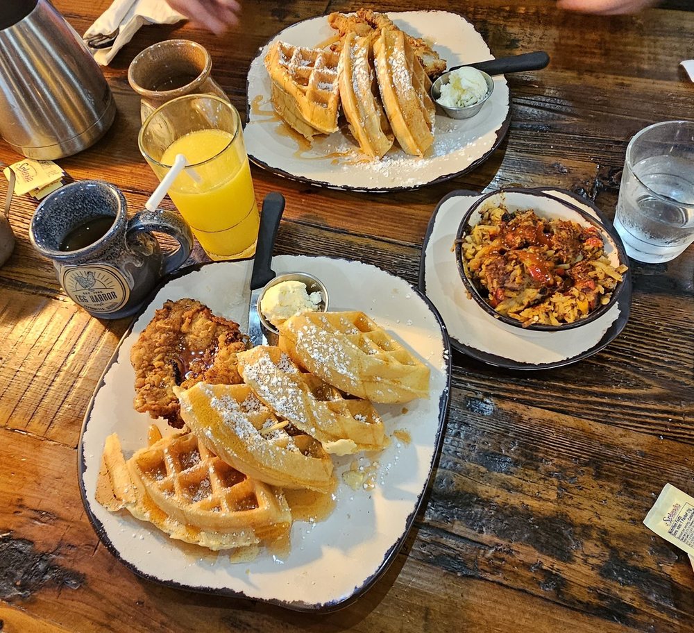 Egg Harbor Cafe