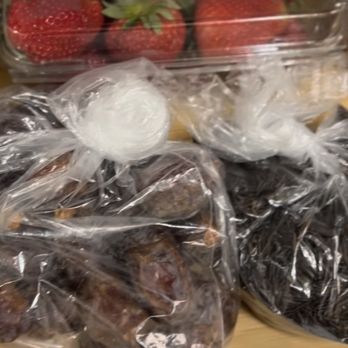 Suprmarkt - Strawberries, dates and wild rice. - Fruits & Veggies Near Me - Los Angeles, California Suprmarkt - Strawberries, dates and wild rice. - Fruits & Veggies Near Me - Los Angeles, California