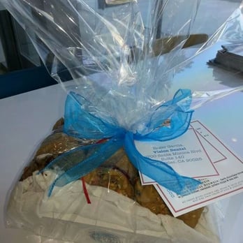 Cookie Good - Wooden cookie box - Bakeries Near Me - Santa Monica, California