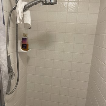 BelleVue Oasis - Old shower. - Hotels Near Me - Palm Springs, California
