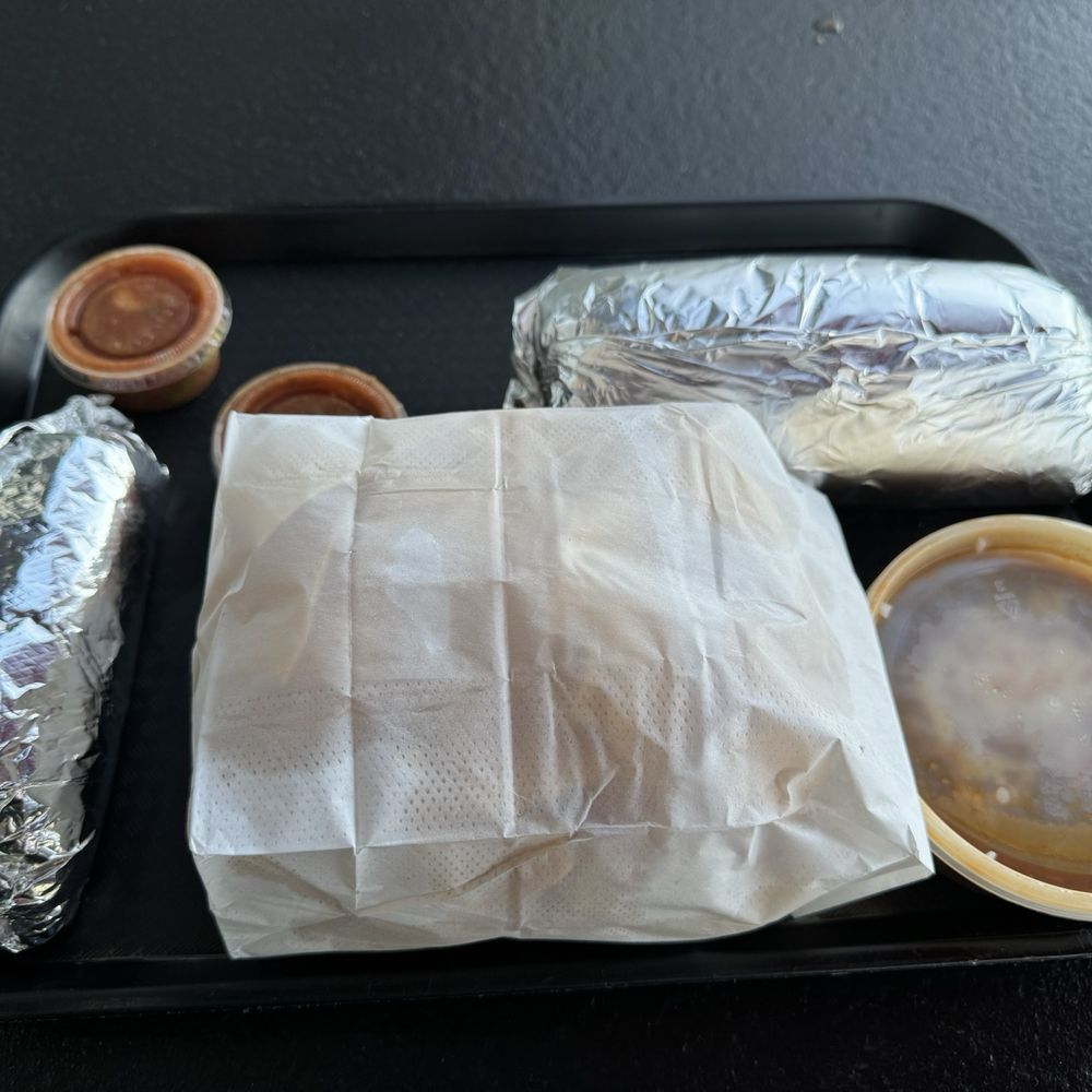 Los Panchos Mexican Restaurant - Super Asada Burrito - Mexican Near Me - Pleasant Hill, California
