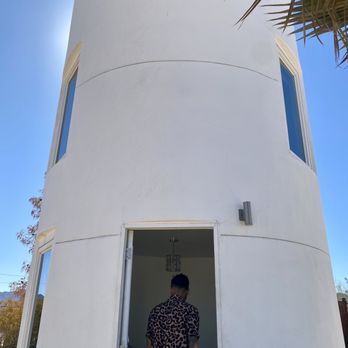 The Castle House Estate - Guard tower - Hotels Near Me - Joshua Tree, California The Castle House Estate - Guard tower - Hotels Near Me - Joshua Tree, California