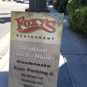 Foxy's Restaurant - free parking at multiple places - Diners Near Me - Glendale, California
