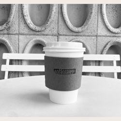Makisupa Coffee Bar - That 7 AM vibe.