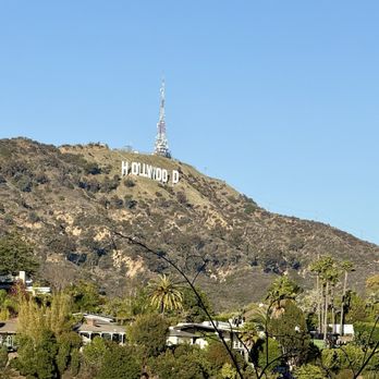 Star Track Tours - Tours Near Me - Los Angeles, California Star Track Tours - Tours Near Me - Los Angeles, California