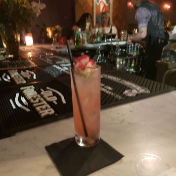 Mandarin Heights - Texas Rose - Cocktail Bars Near Me - Tampa, Florida