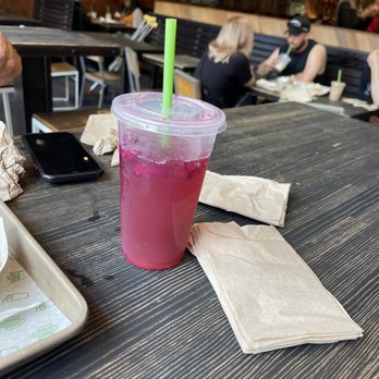 Shake Shack Flatbush - Barclays Ctr - Dragonfruit Pomegranate Lemonade- so refreshing - Burgers Near Me - Brooklyn, New York