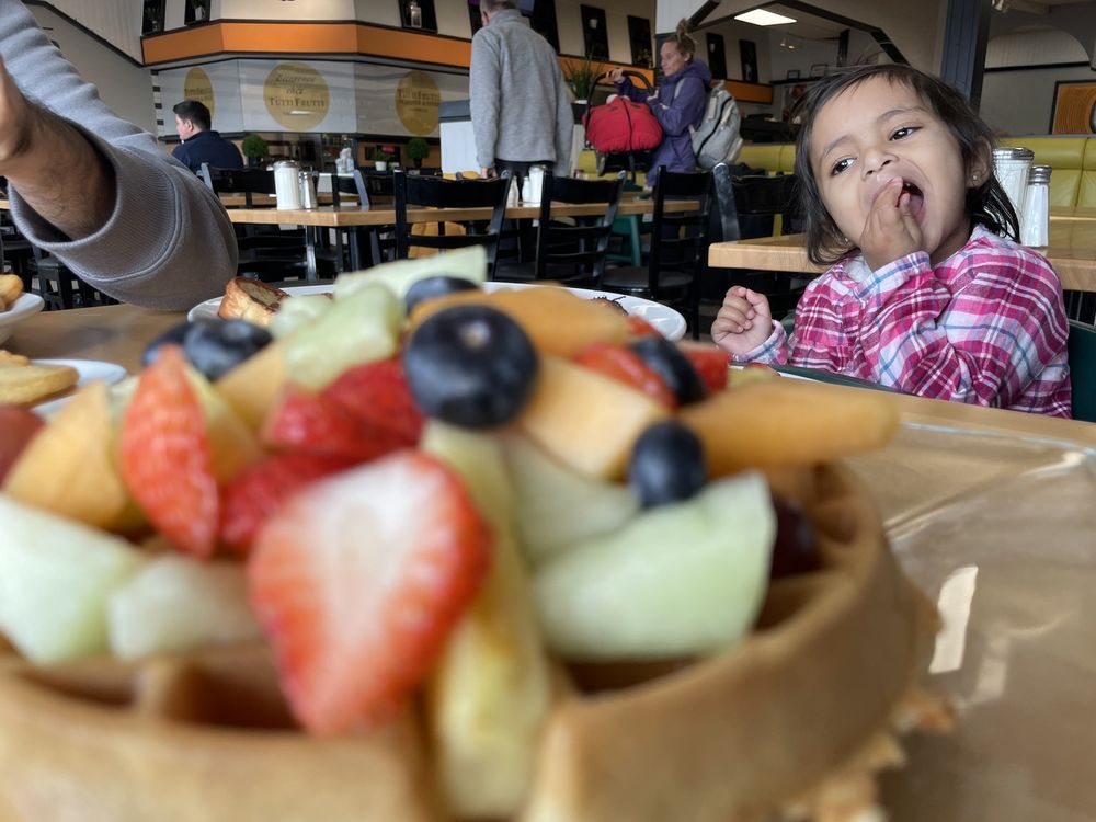 TUTTI FRUTTI DEJEUNER ET DINER 27 Photos 585 Avenue Saint Charles